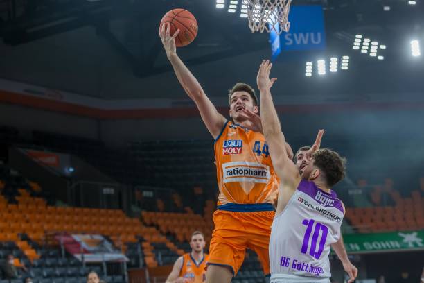 对于正处于 对于正处于