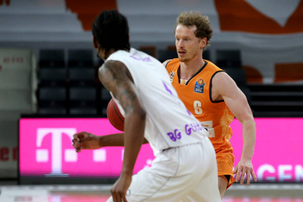 的优秀中锋 的优秀中锋